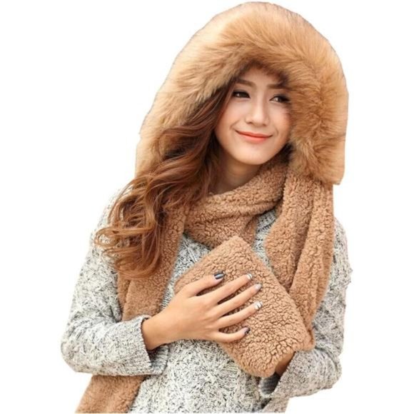 Women\'s Winter Hoodie Hat/Scarf/Gloves Set Soft Plush Thick Warm Hat main image 6